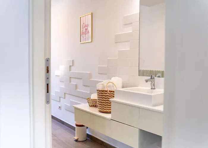 Attico Con Terrazzo