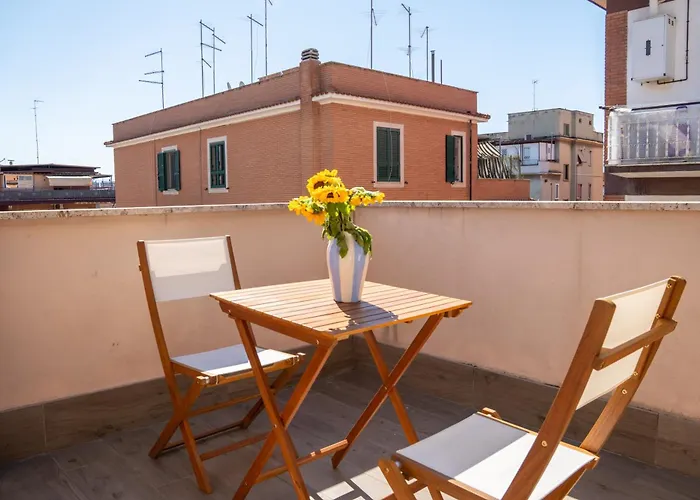 Attico Con Terrazzo Apartamento *